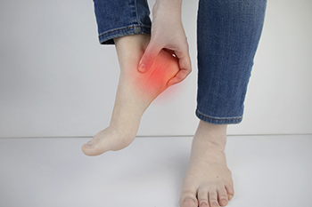 Plantar fasciitis on sale throbbing pain